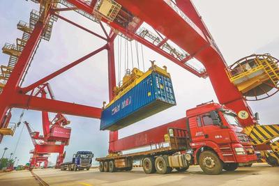 外贸出口畅|港口|内贸|班轮|集装箱|上海港|货物吞吐量